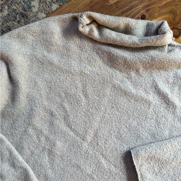 Joan Vass Soft Beige Turtleneck Sweater - Picture 2 of 4